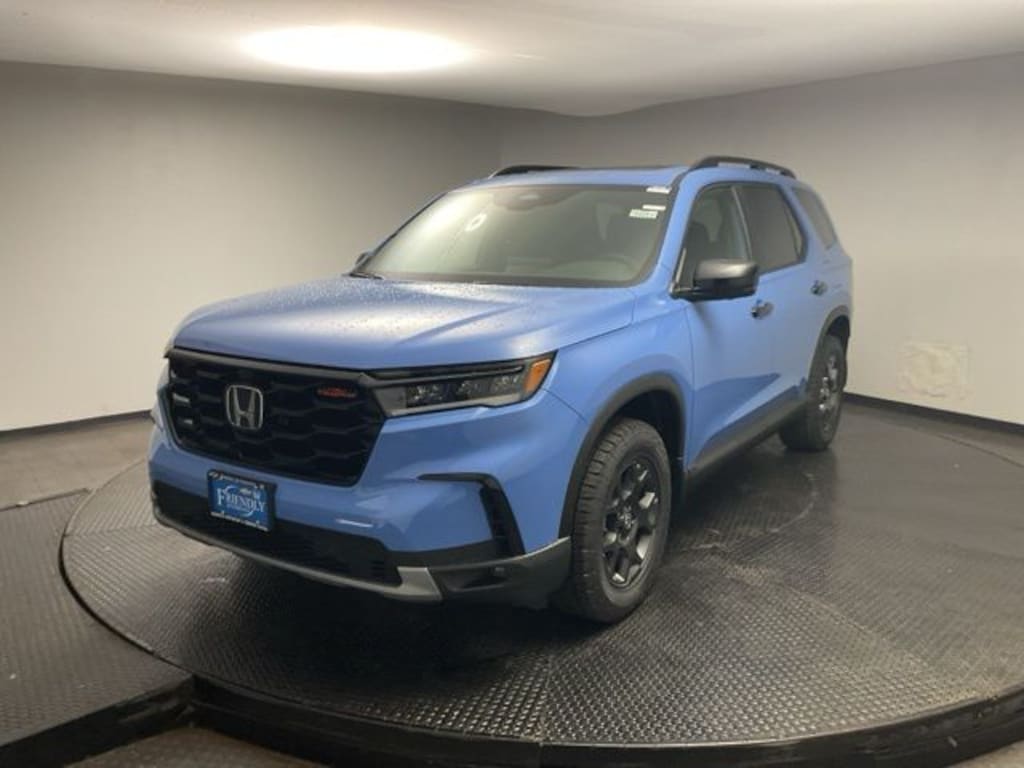 New 2025 Honda Pilot TrailSport SUV