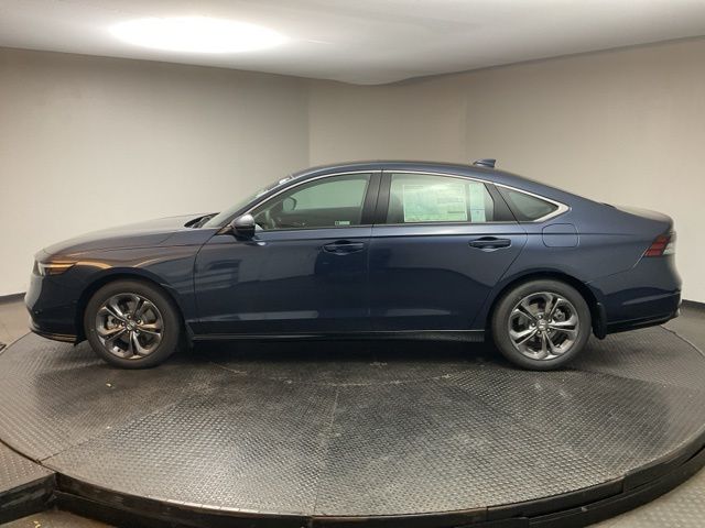 2025 Honda Accord Hybrid EX-L photo 2