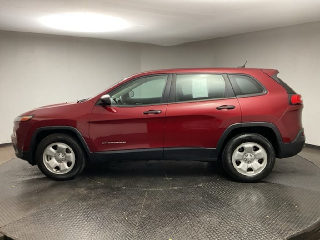 Used 2015 Jeep Cherokee Sport 4x4 SUV
