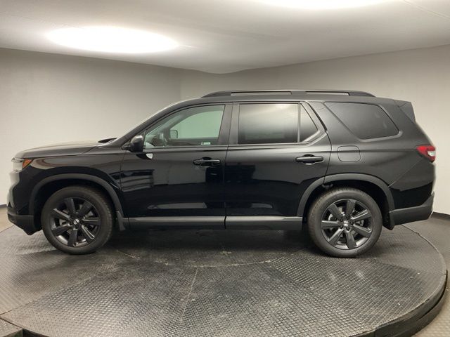 2025 Honda Pilot Sport photo 3