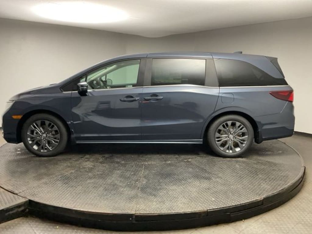 New 2026 Honda Odyssey Touring Van Passenger