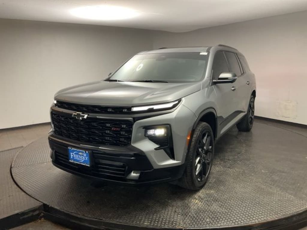 Used 2024 Chevrolet Traverse RS SUV