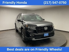 New 2025 Honda Pilot TrailSport SUV 251042 for Sale near Chatham, IL, at Honda of Illinois