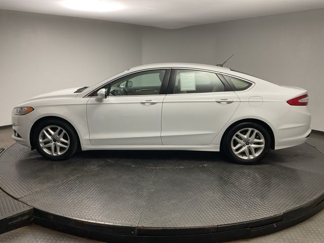 2014 Ford Fusion SE photo 3