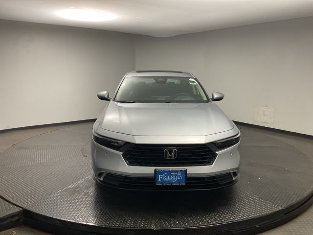 2025 Honda Accord Hybrid Touring photo 2