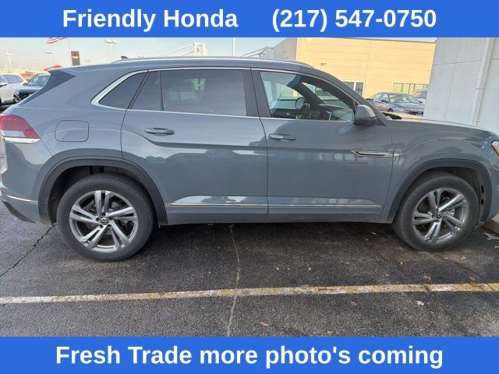 Used 2024 Volkswagen Atlas Cross Sport 2.0T SEL R-Line SUV