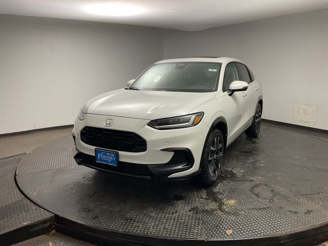 2026 Honda HR-V EX-L photo 2