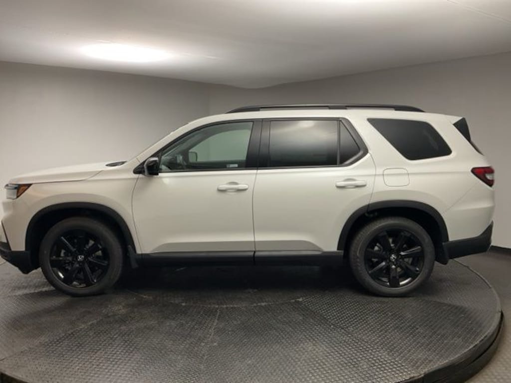 New 2025 Honda Pilot Black Edition SUV