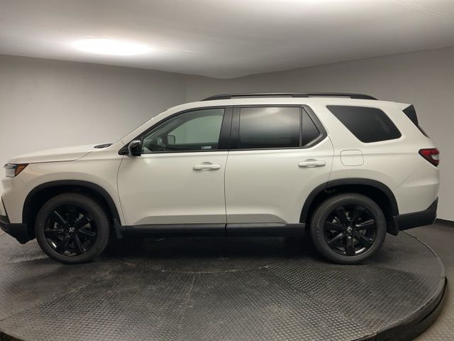 2025 Honda Pilot Black Edition photo 4