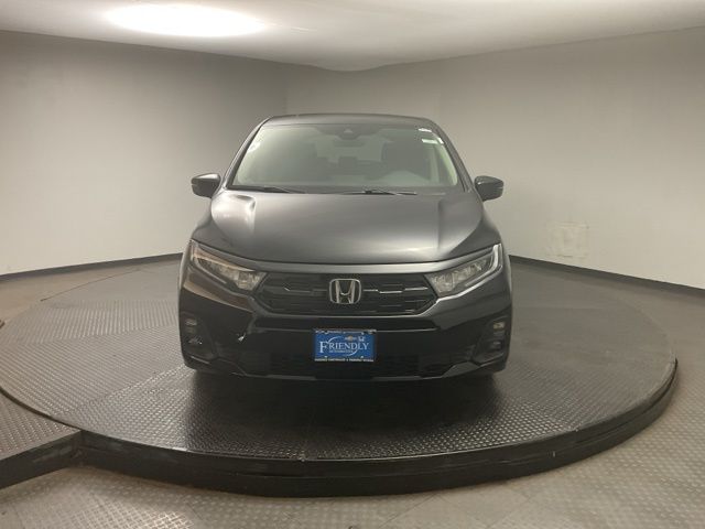 2026 Honda Odyssey Touring photo 2