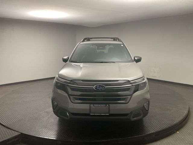 2025 Subaru Forester Limited photo 2