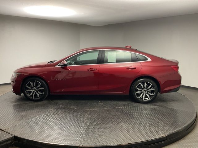2017 Chevrolet Malibu 1LT photo 4
