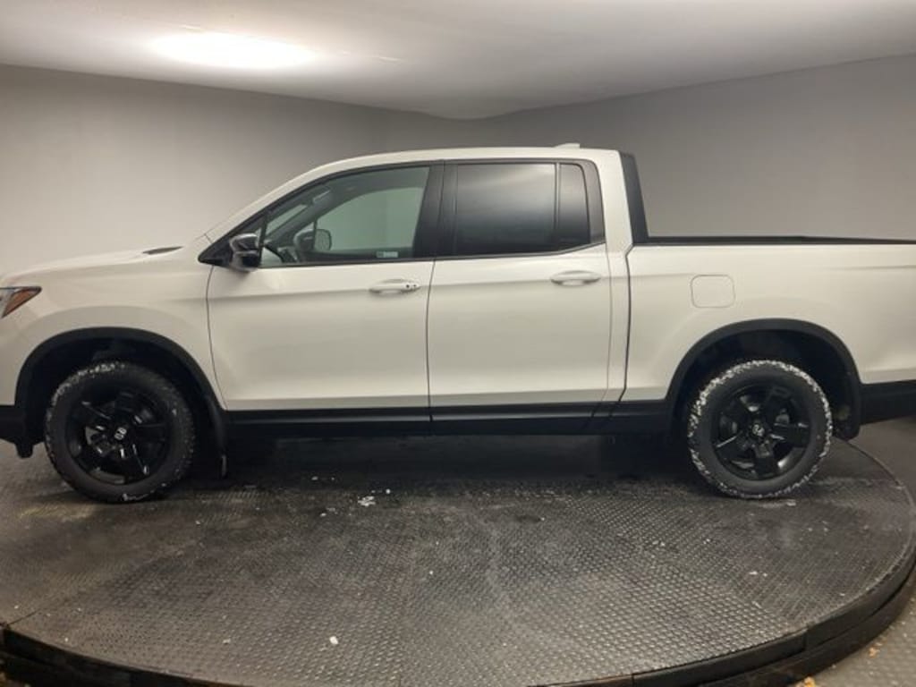 New 2026 Honda Ridgeline Black Edition Truck Crew Cab