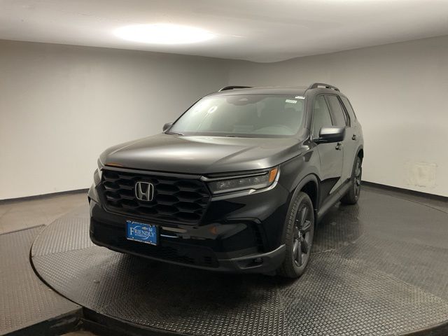 2025 Honda Pilot Sport photo 2