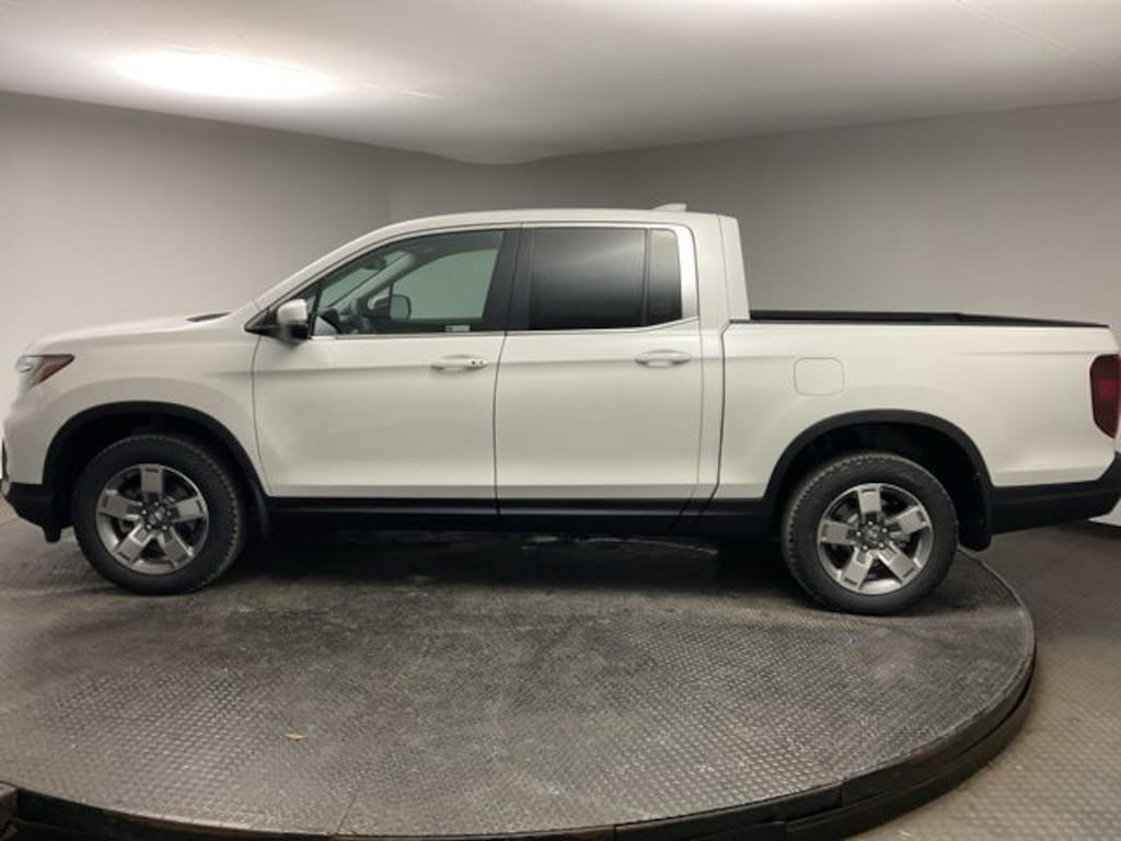New 2026 Honda Ridgeline RTL Truck Crew Cab