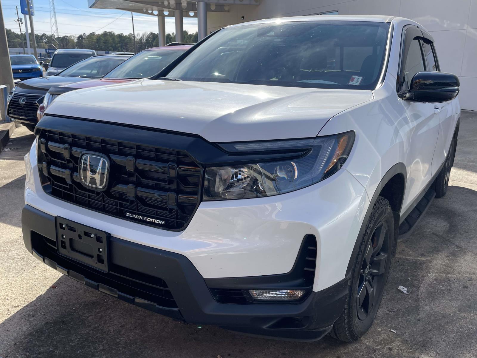 2025 Honda Ridgeline Black Edition's photo