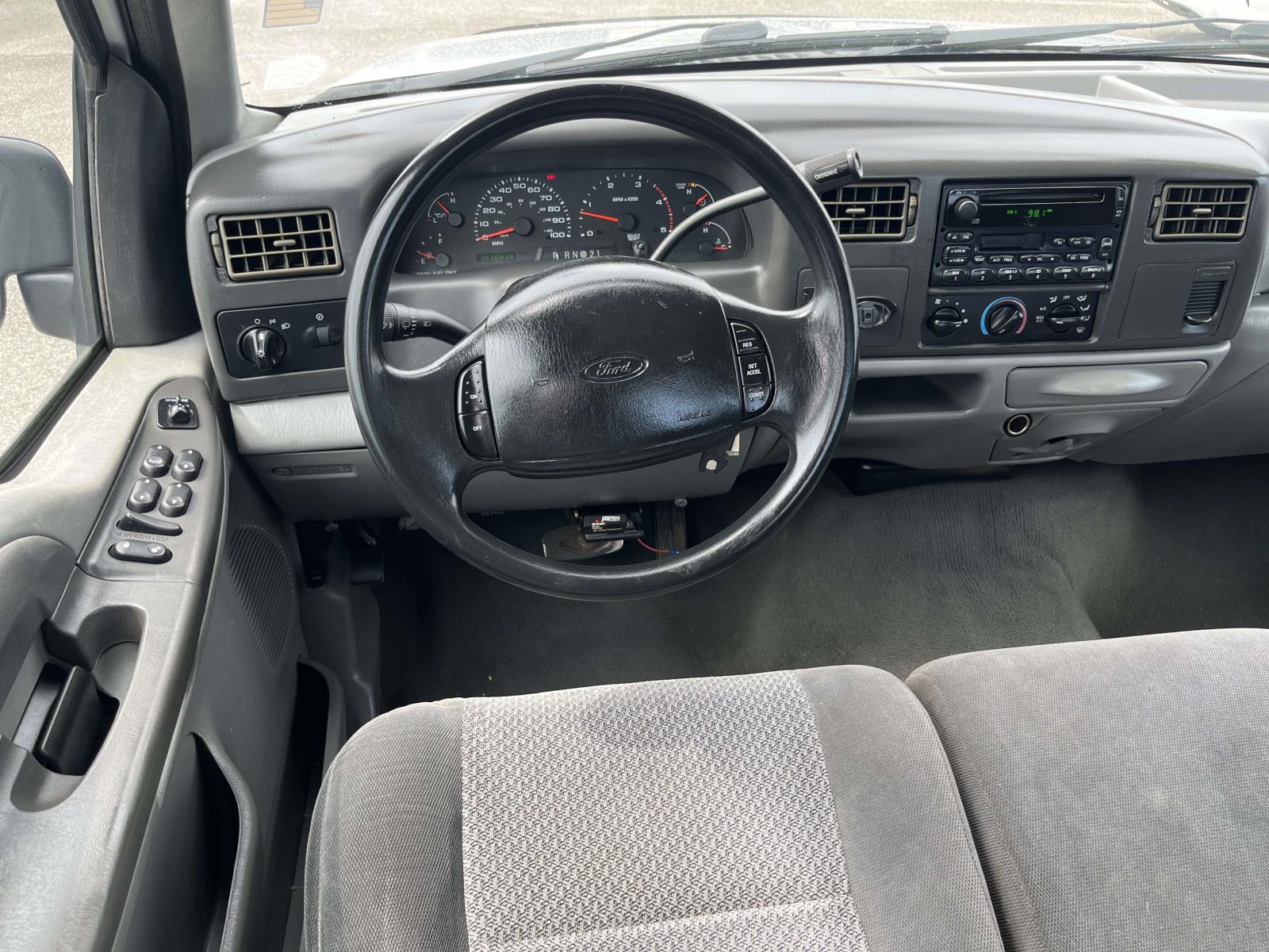 2002 Ford F-250 Super Duty XLT - Photo 12