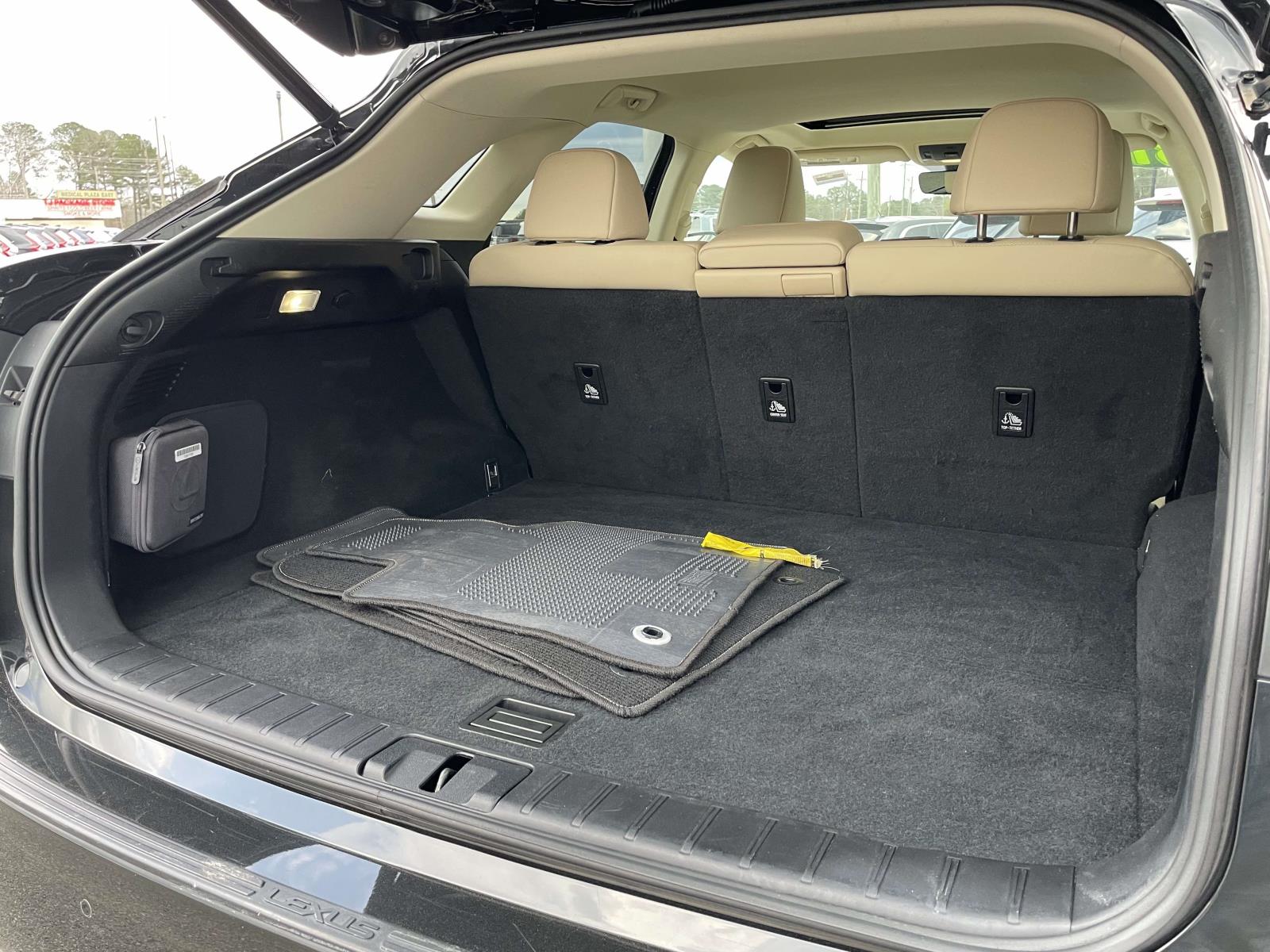 2022 Lexus RX 350 - Photo 8
