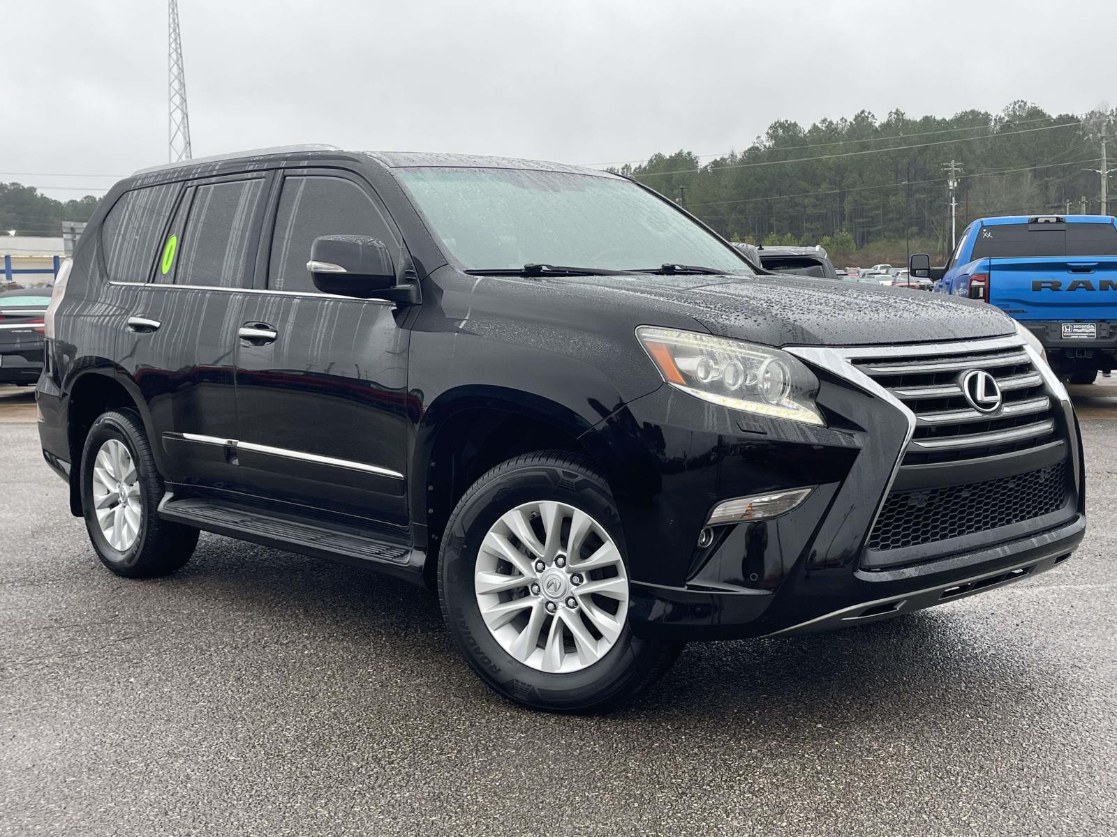 2016 Lexus GX Base's photo