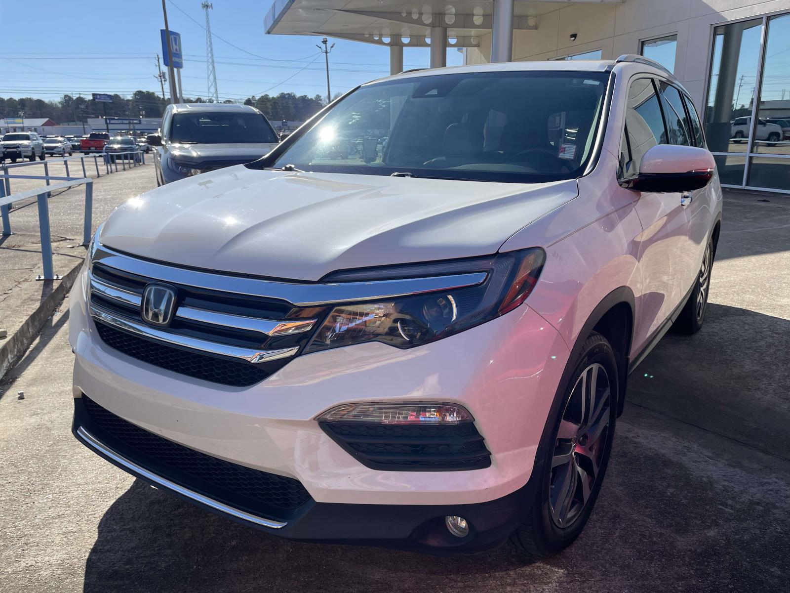 2018 Honda Pilot Touring's photo
