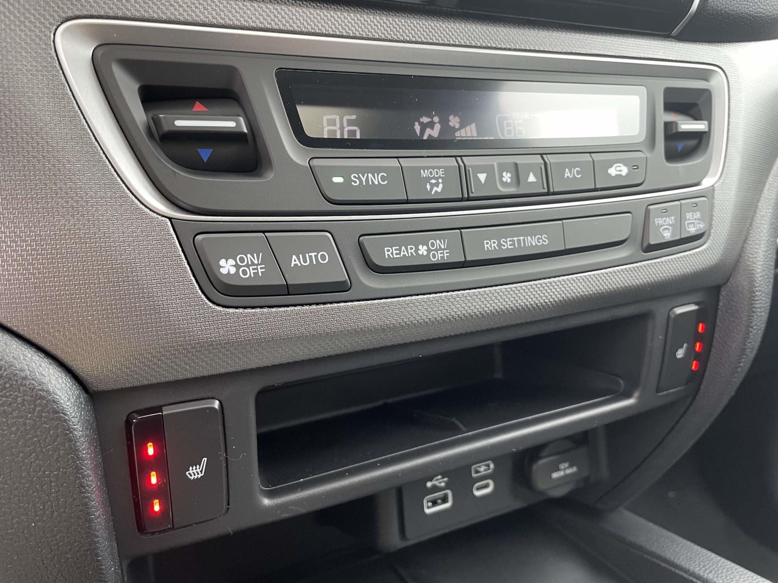 2026 Honda Ridgeline RTL - Photo 12