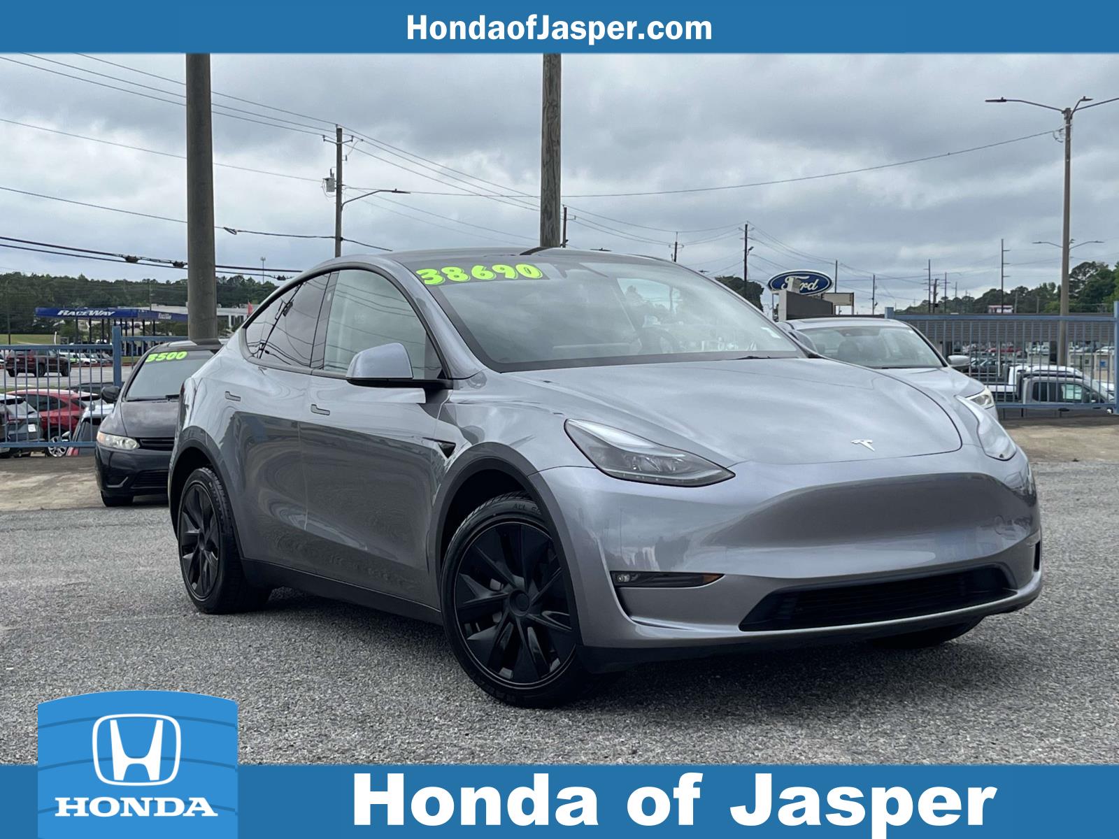 2025 Tesla Model Y Long Range Dual Motor All-Wheel Drive's photo