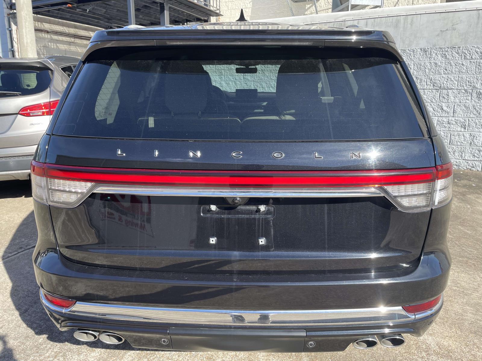 2023 Lincoln Aviator Black Label photo 4