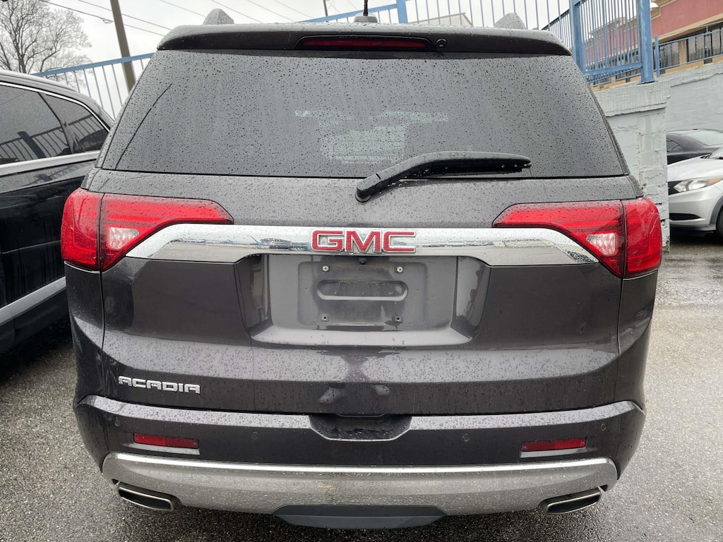 Used 2018 GMC Acadia FWD DENALI Sport Utility