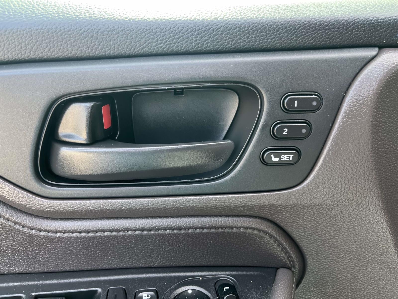 2020 Honda Odyssey EX-L - Photo 16