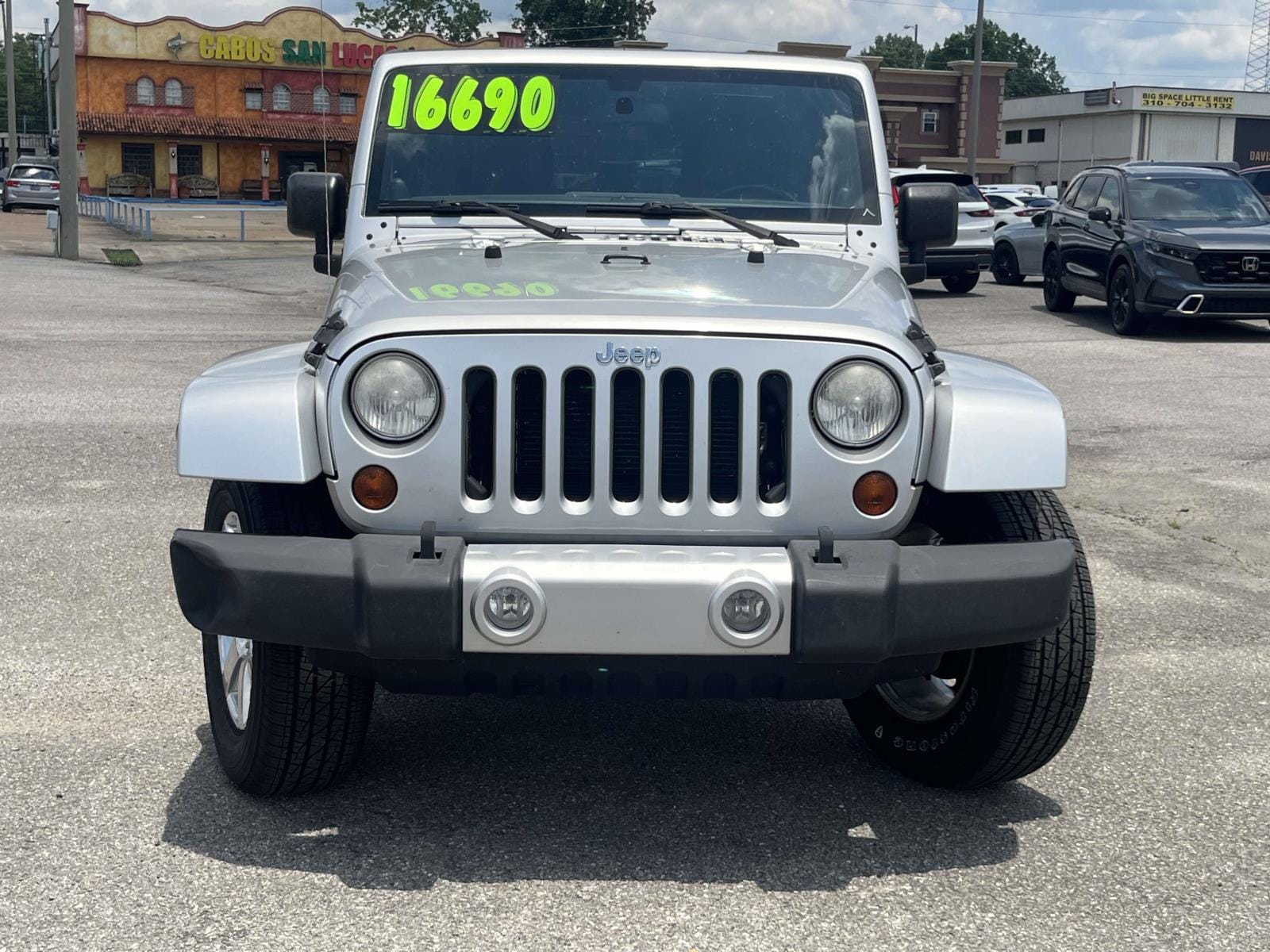2012 Jeep Wrangler Unlimited Sahara - Photo 12