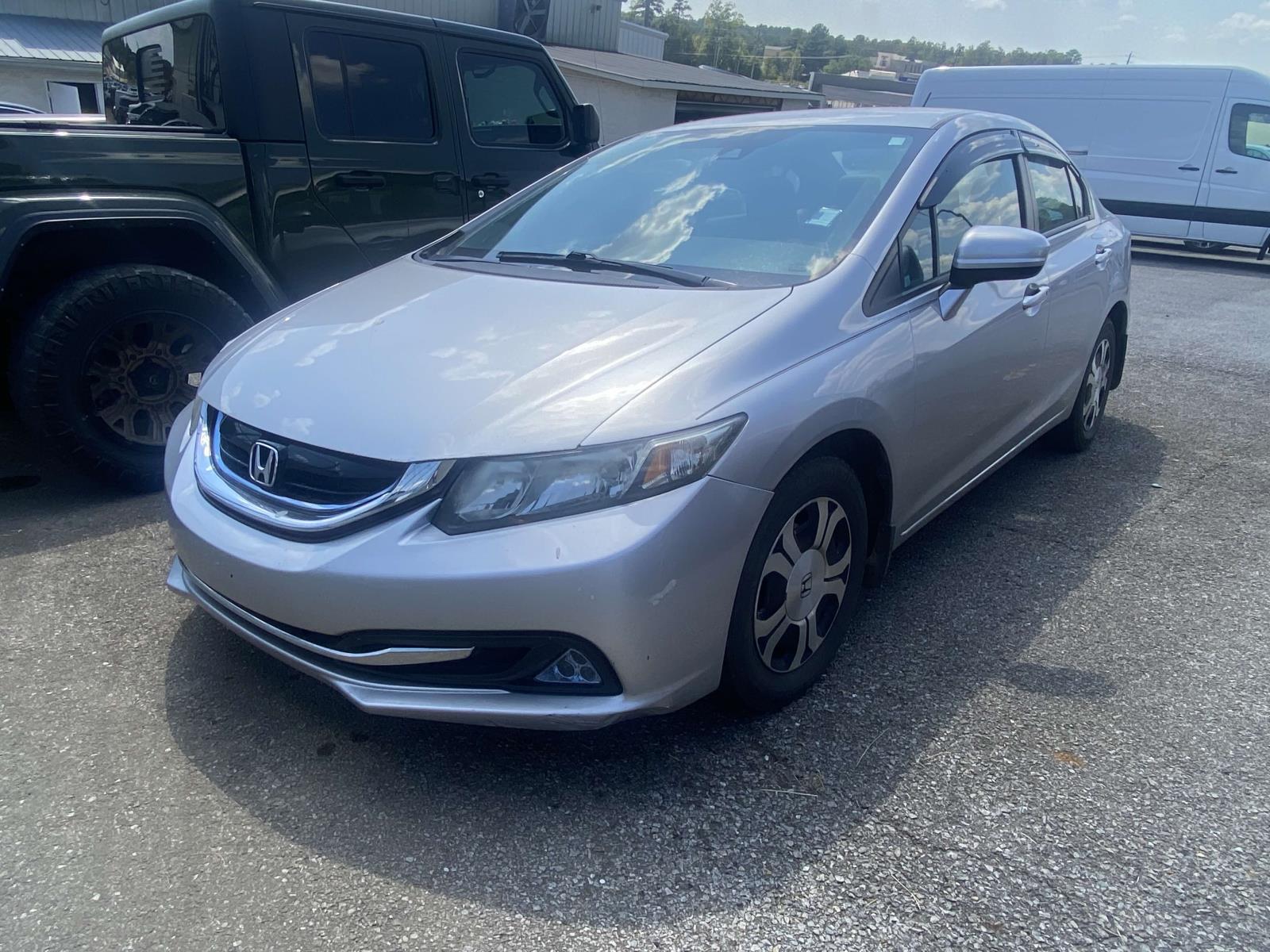 2015 Honda Civic Hybrid photo 2