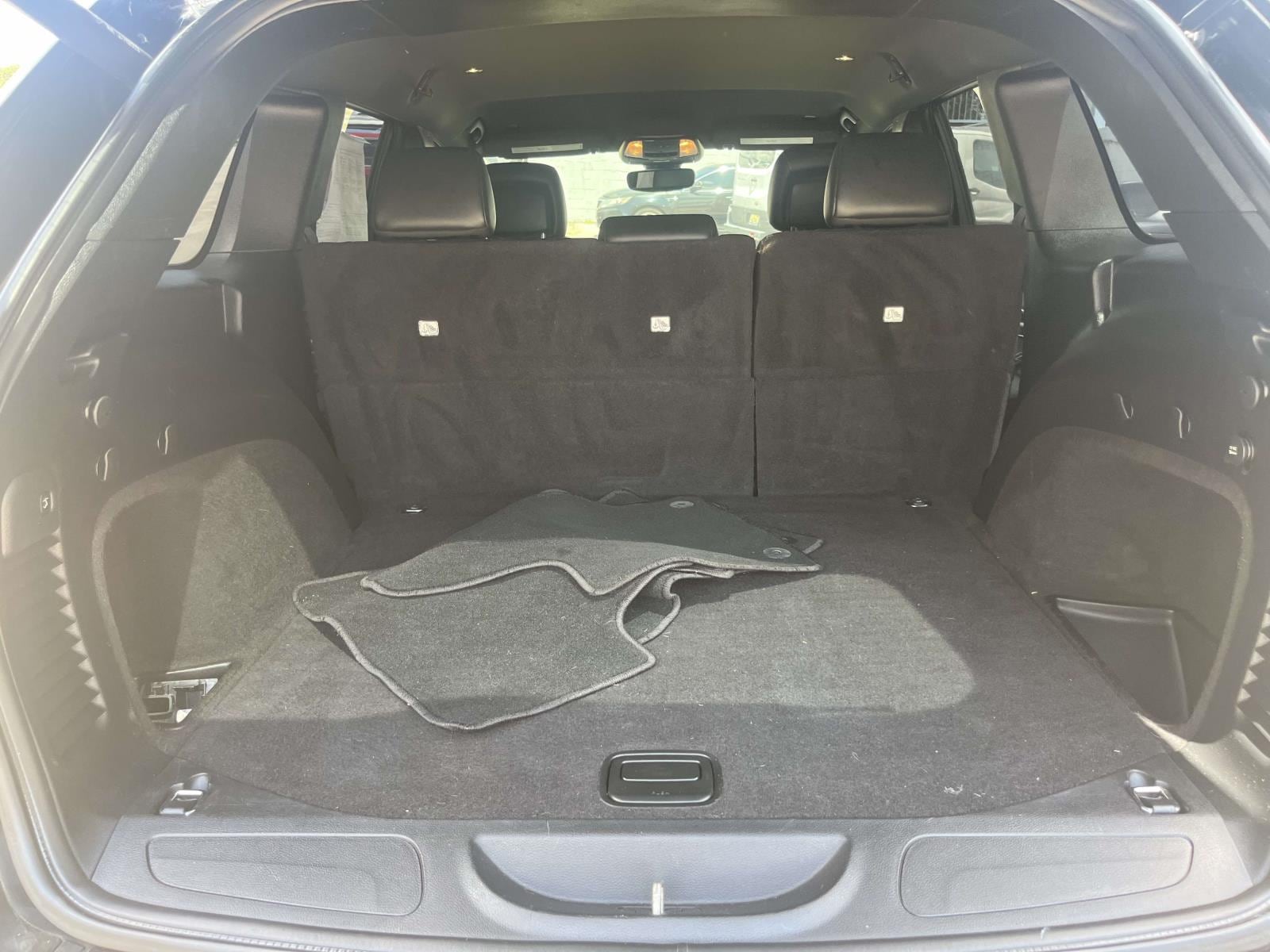 2019 Jeep Grand Cherokee Altitude - Photo 9