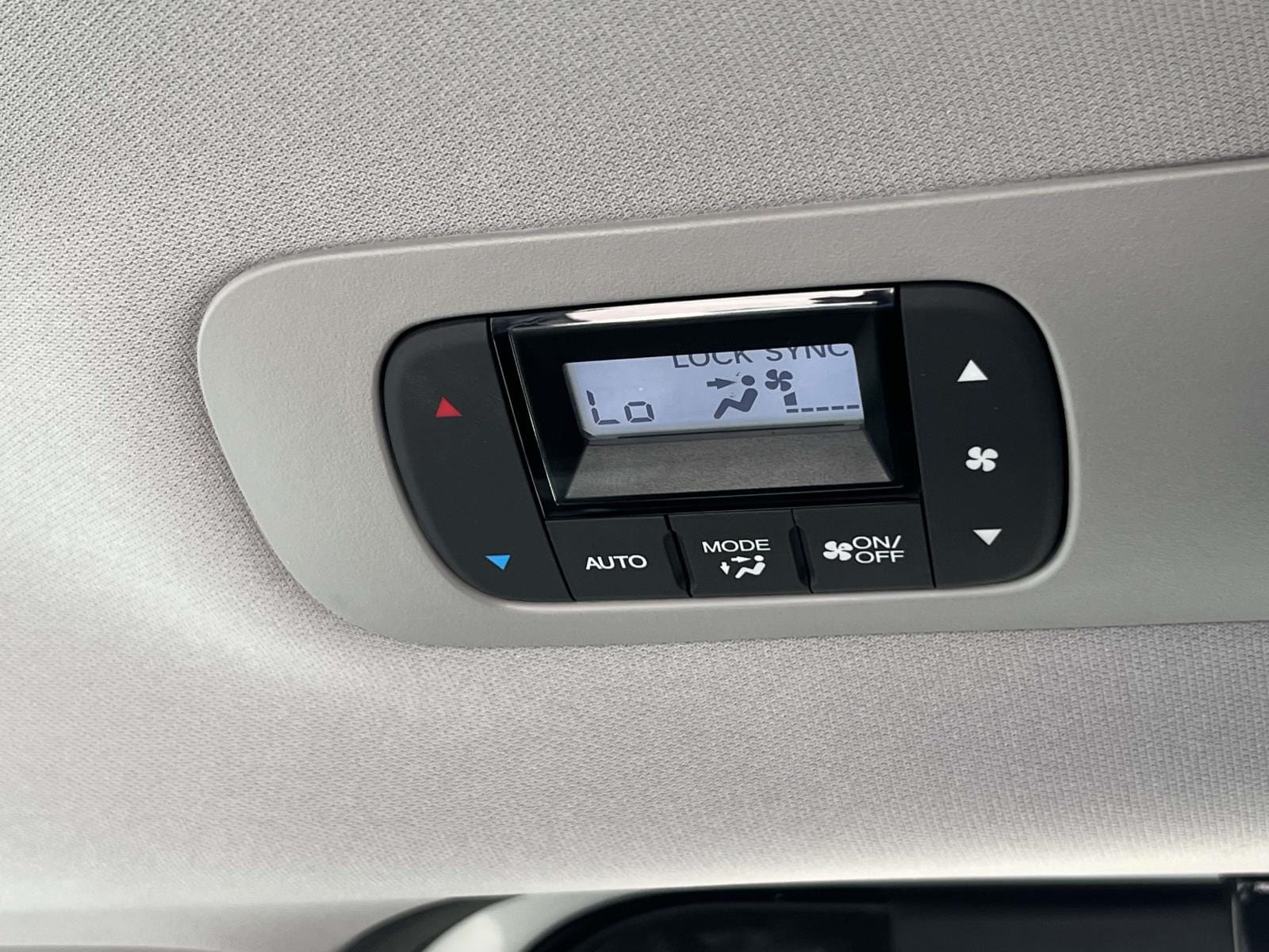 2020 Honda Odyssey EX-L - Photo 8