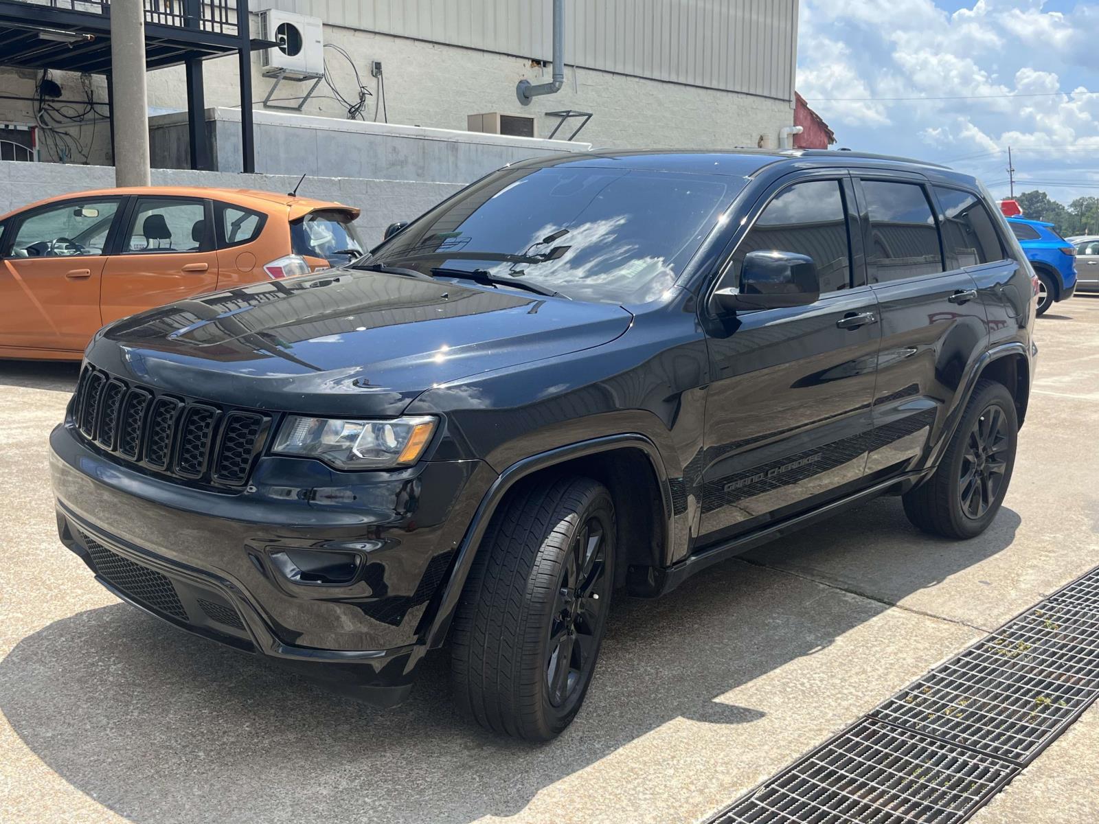 2019 Jeep Grand Cherokee Altitude - Photo 6