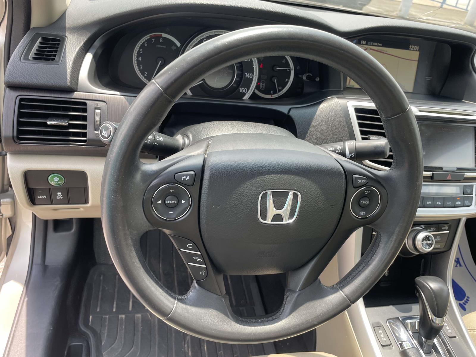 2013 Honda Accord EX-L - Photo 14