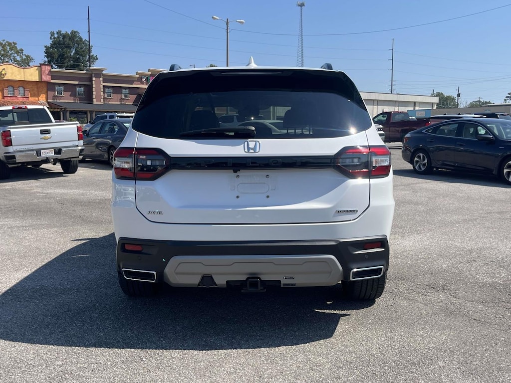 Certified 2025 Honda Pilot Touring AWD Sport Utility