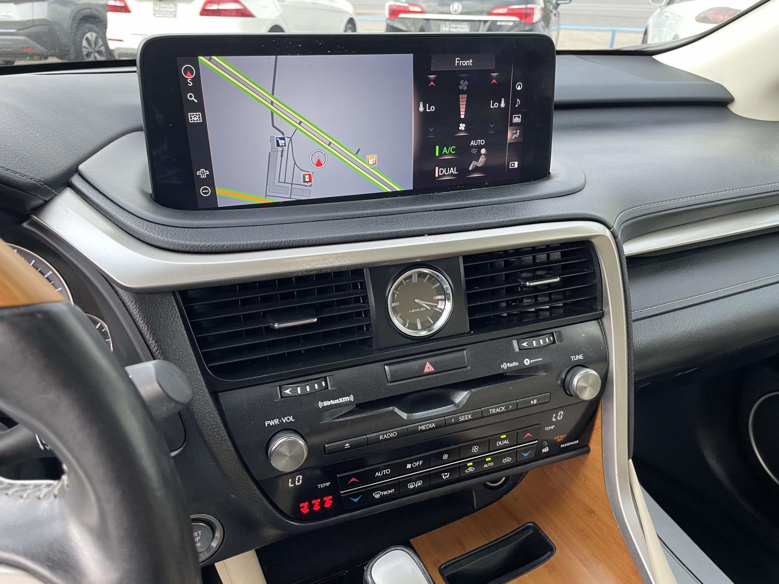 2022 Lexus RX 350 - Photo 15