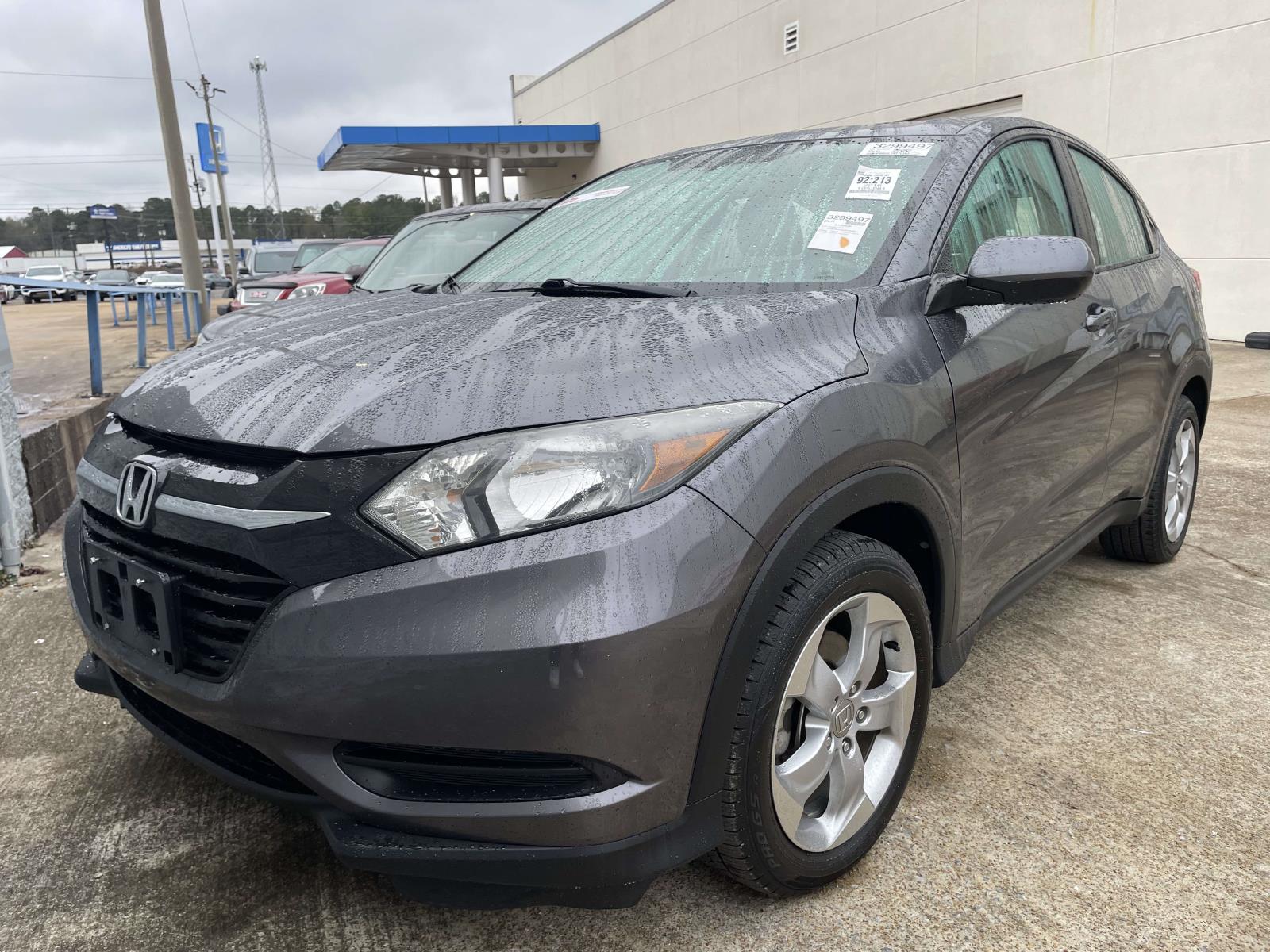 2016 Honda HR-V LX's photo