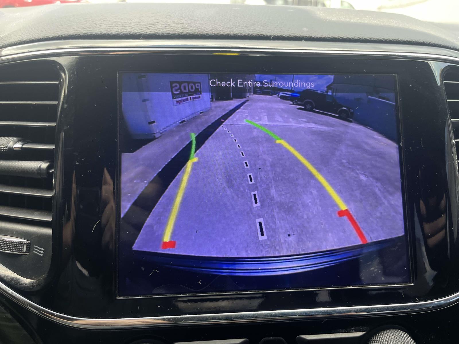 2019 Jeep Grand Cherokee Altitude - Photo 19