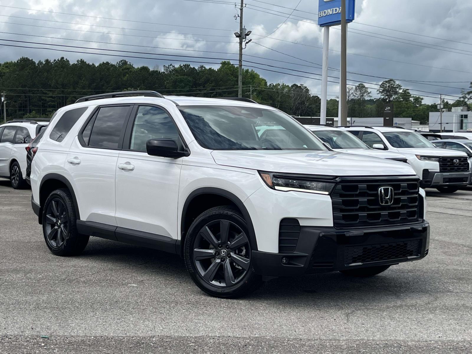 2026 Honda Pilot Sport 2WD's photo