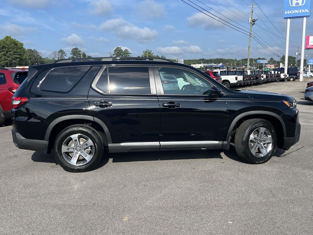 New 2026 Honda Pilot EX-L 2WD SUV