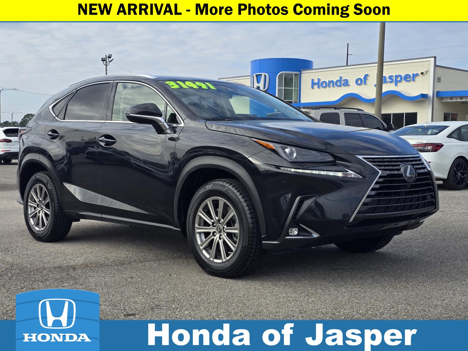2021 Lexus NX 300's photo