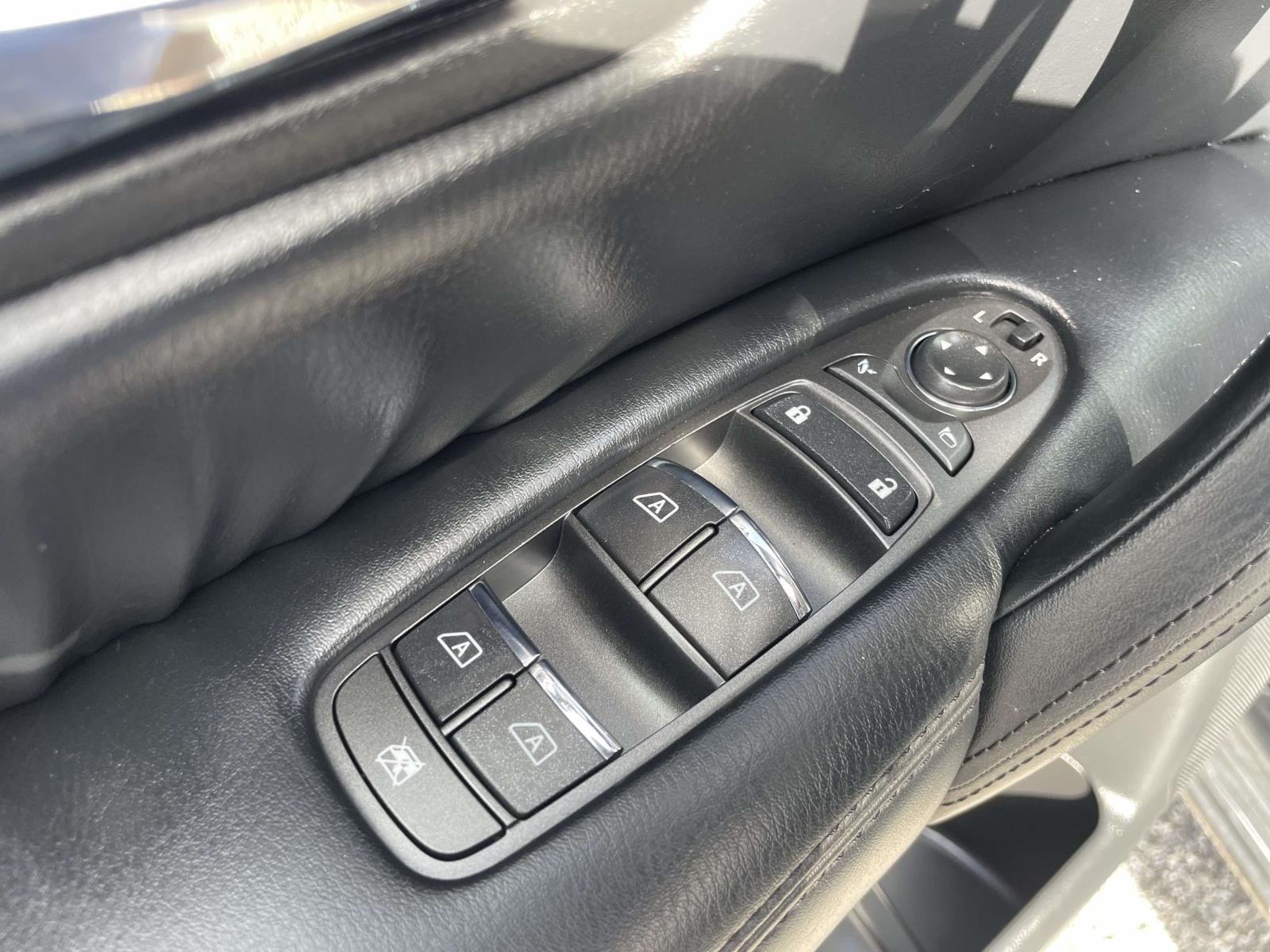 2024 Nissan Armada SV - Photo 12