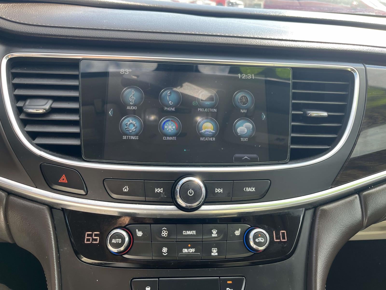 2017 Buick LaCrosse Essence - Photo 19