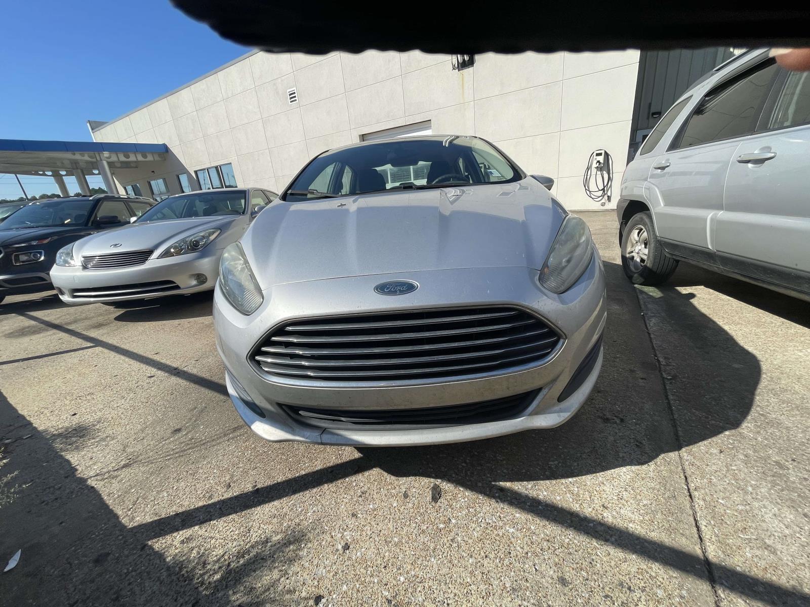 Used 2019 Ford Fiesta SE SEDAN Car
