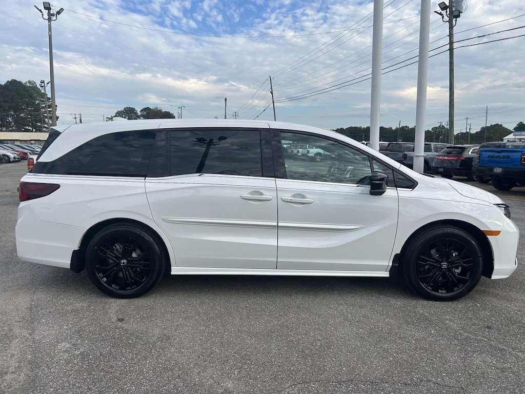 New 2026 Honda Odyssey Sport-L Auto Van Passenger