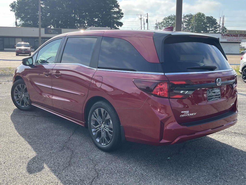 New 2026 Honda Odyssey Touring Auto Van Passenger