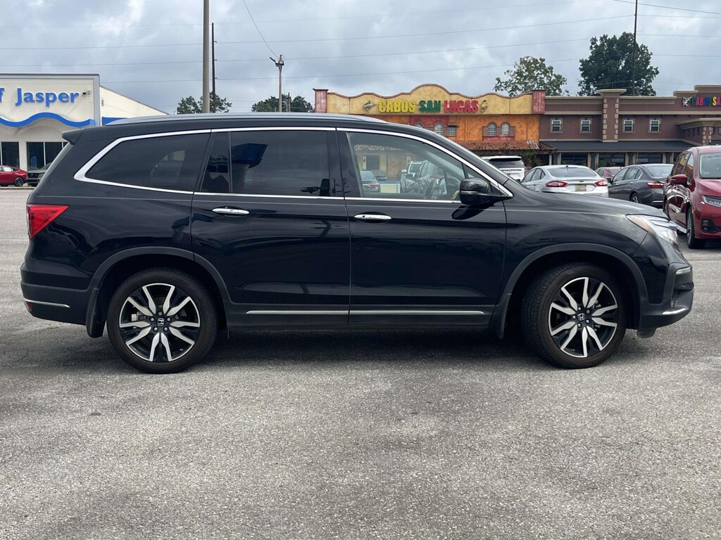 Certified 2022 Honda Pilot Touring 7-Passenger 2WD Sport Utility