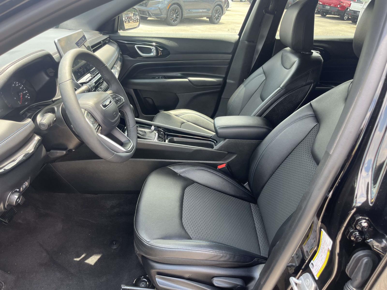 2026 Jeep Compass Altitude - Photo 13