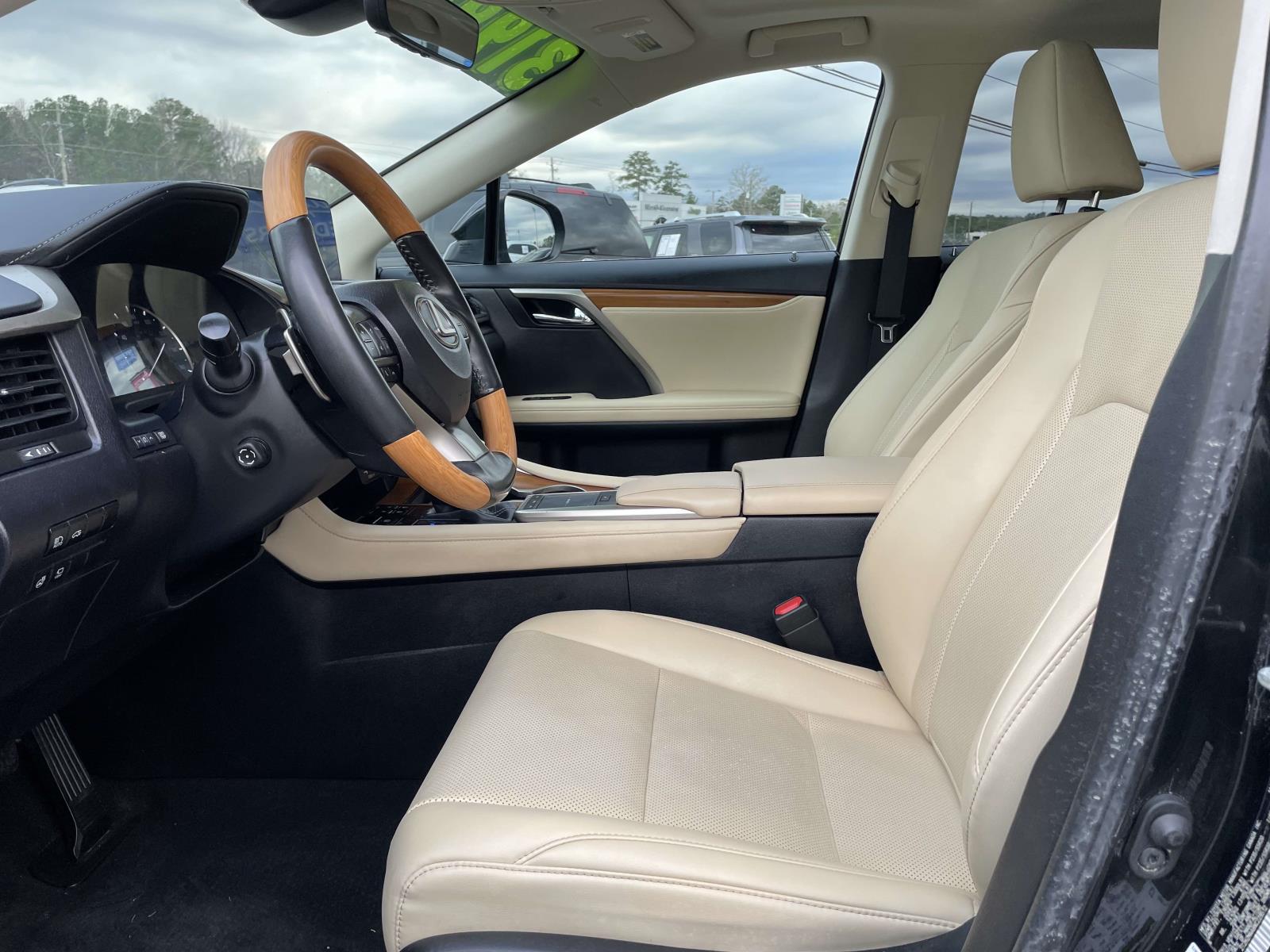 2022 Lexus RX 350 - Photo 11